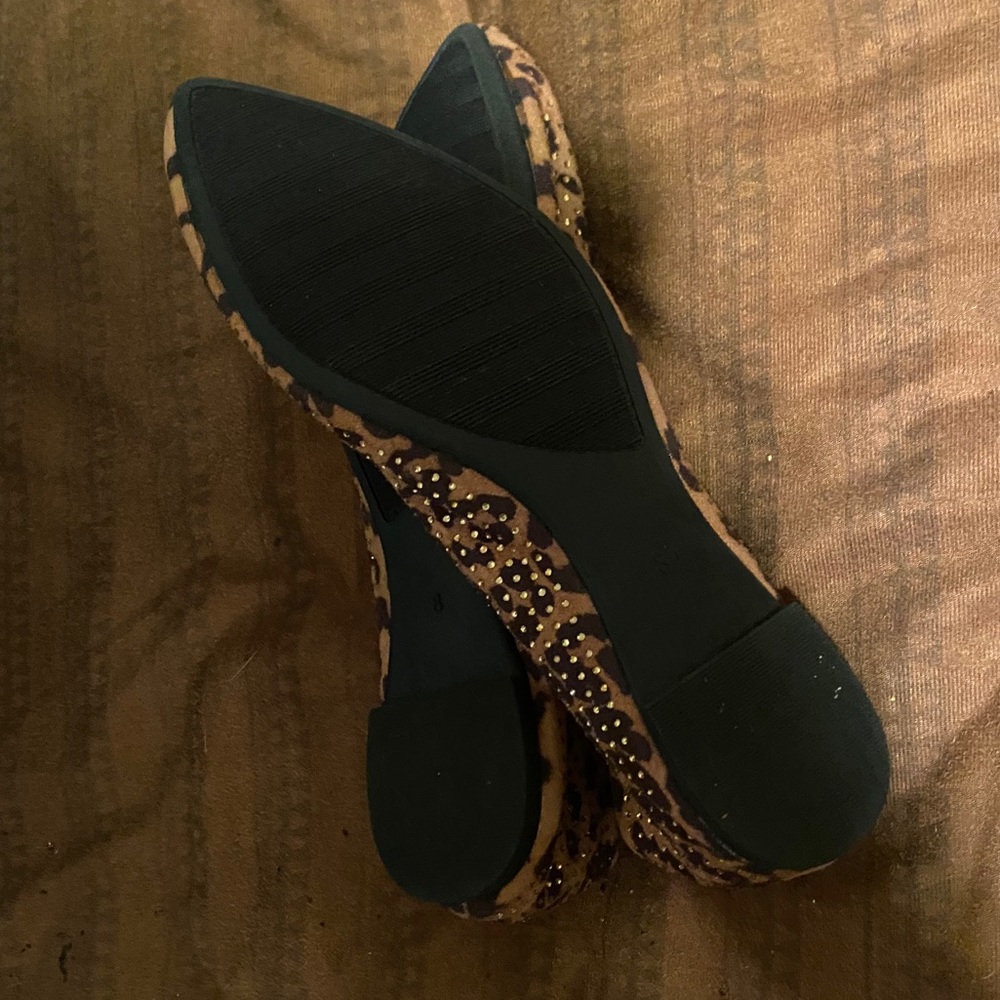 Flats - Picture 2 of 2